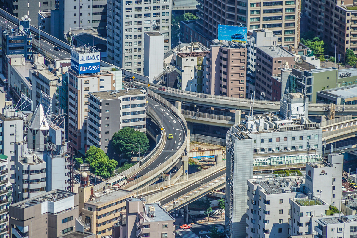 都内への即日配送というスピード感を維持しながら、コストを抑え、さらに人手不足の波を乗り越える