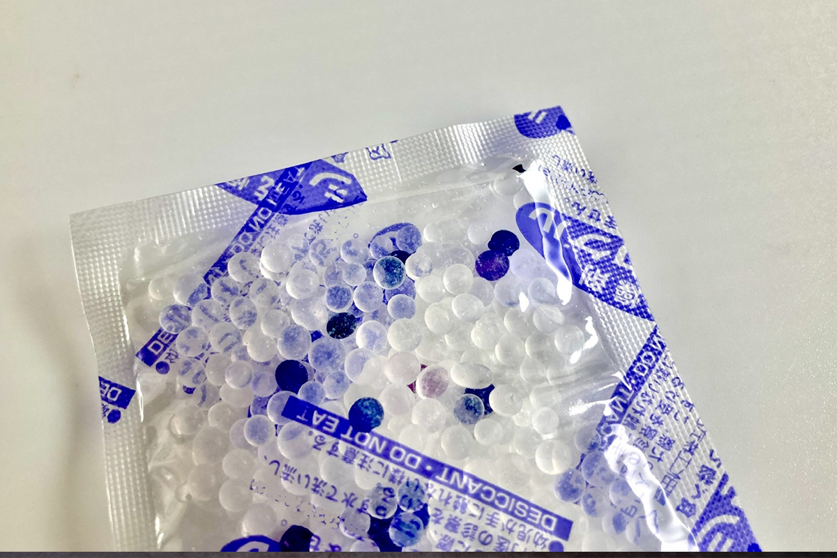 焼き菓子やスナック菓子における湿気と酸化の防止